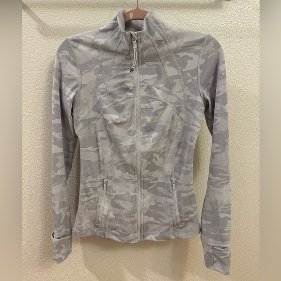 Lululemon Define Jacket - Picture 1 of 3